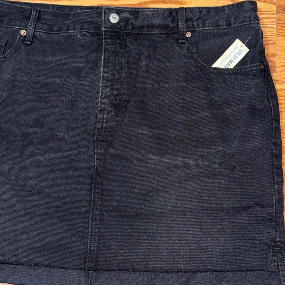 Old Navy Dark Blue Denim Midi Skirt